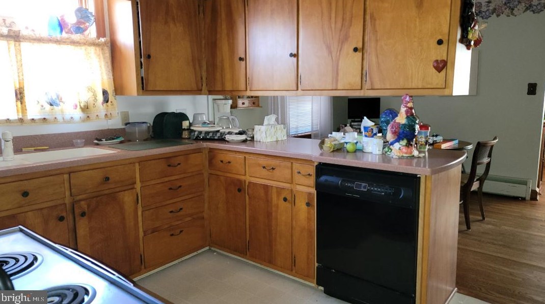 1348 Almond Rd, Vineland, NJ 08360