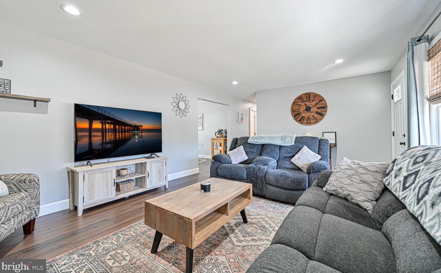 14 Marlyn Ter, Millville NJ  08332-4130 exterior