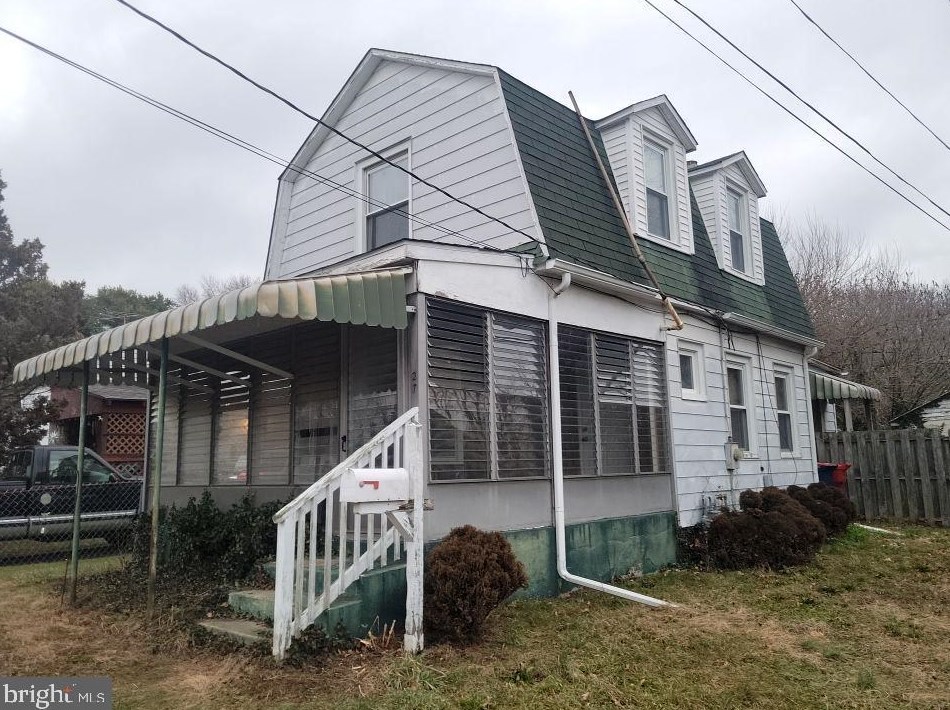 27 Ewing St, Stow Creek Twp, NJ 08302-1712