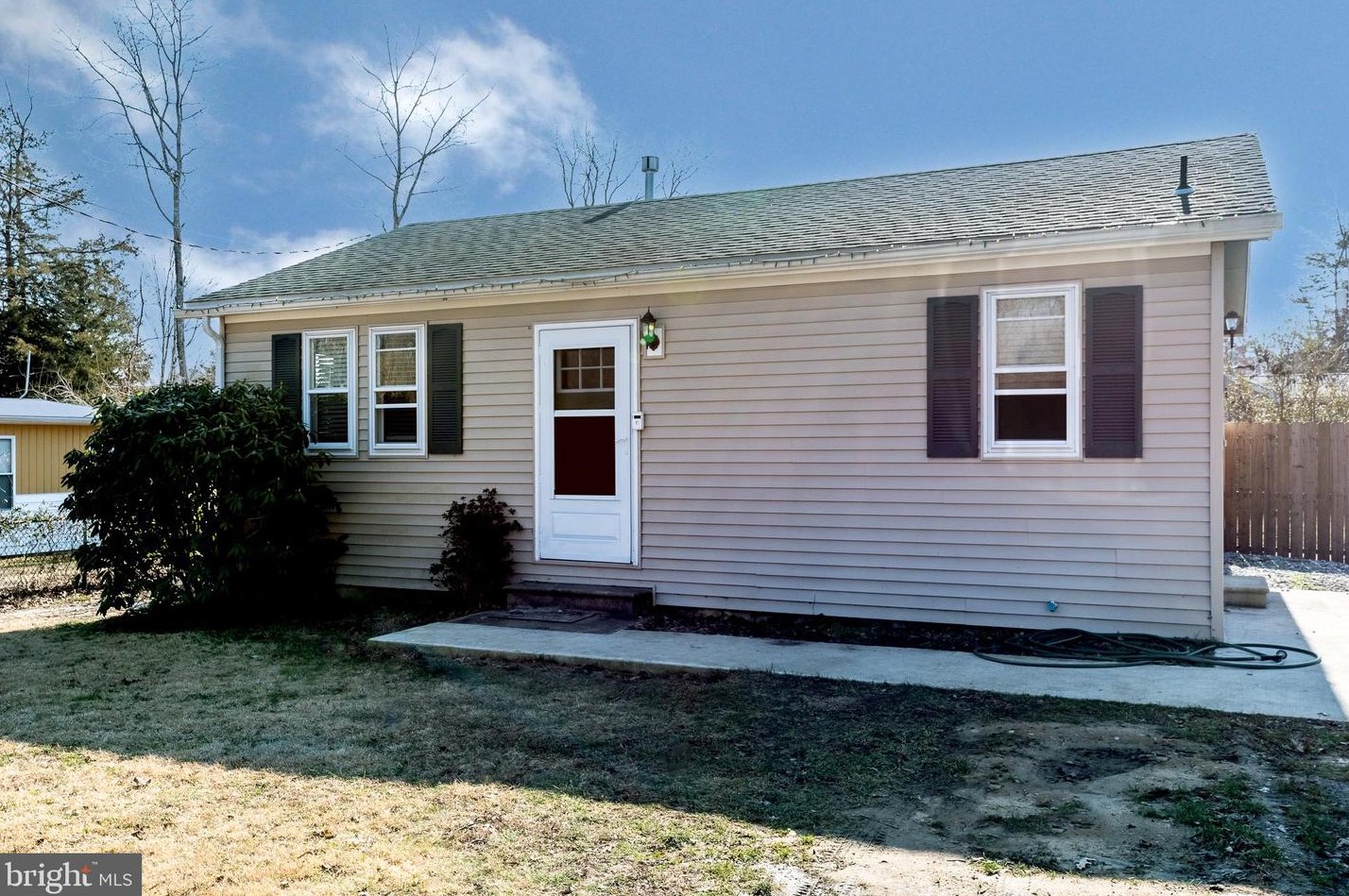 1461 Spring Garden Rd, Millville NJ  08332-5936 exterior