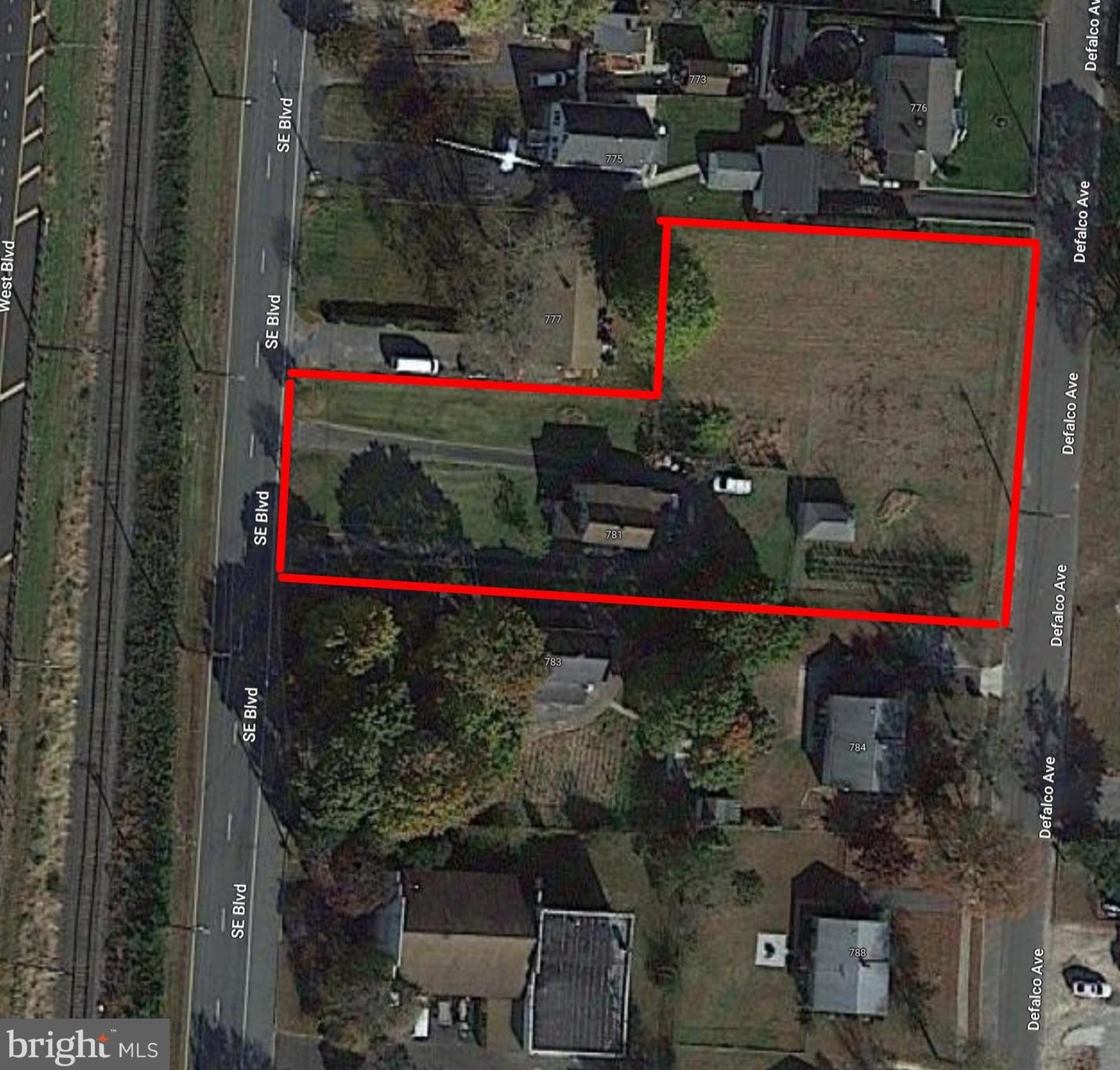 781 S East Blvd, Vineland, NJ 08360