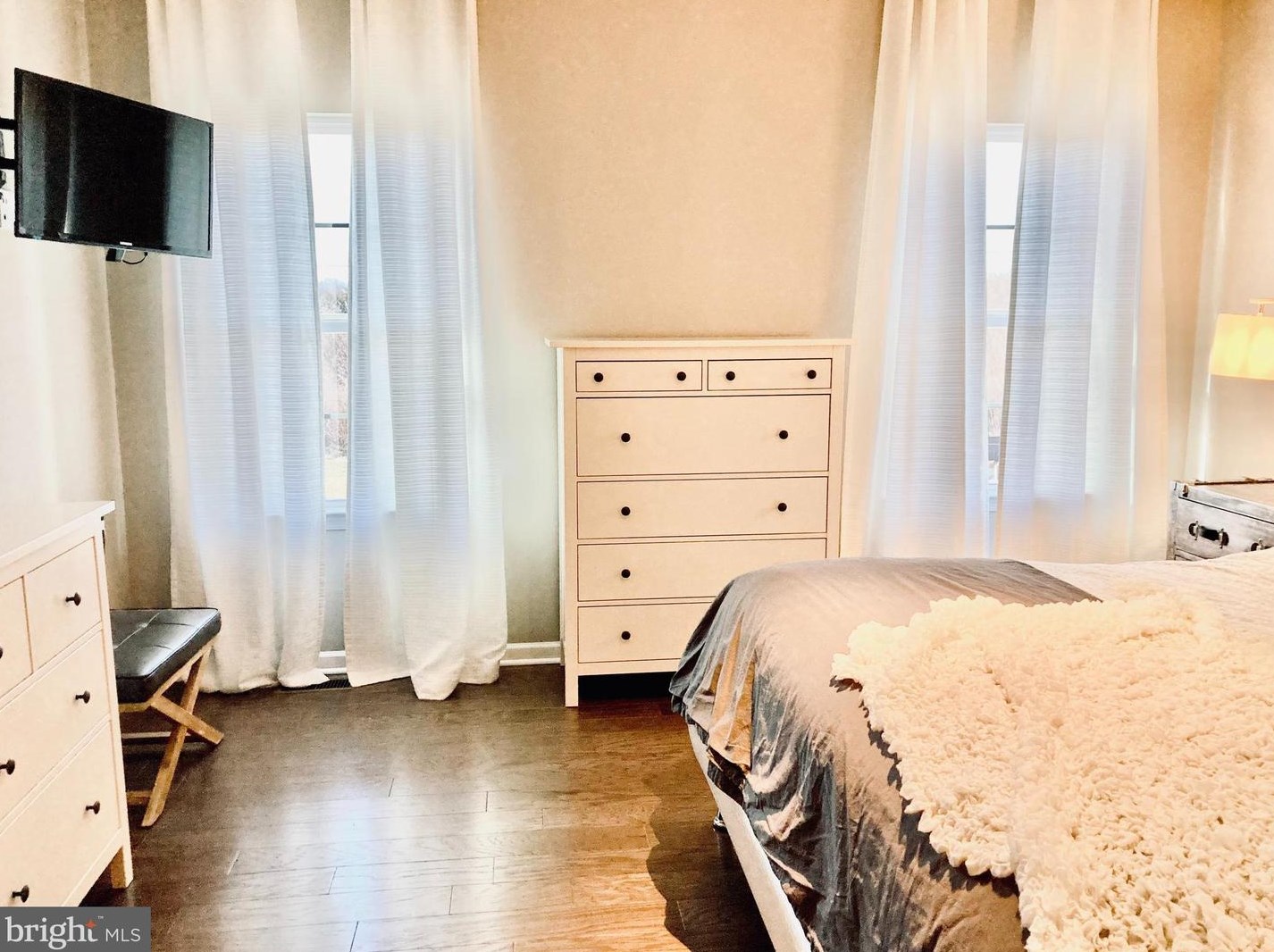 54 Cottage St, Millville NJ  08332-4829 exterior