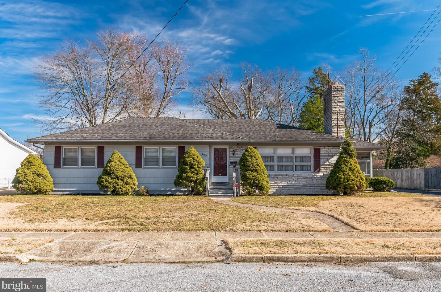 525 Mayfair St, Vineland, NJ 08360-3351