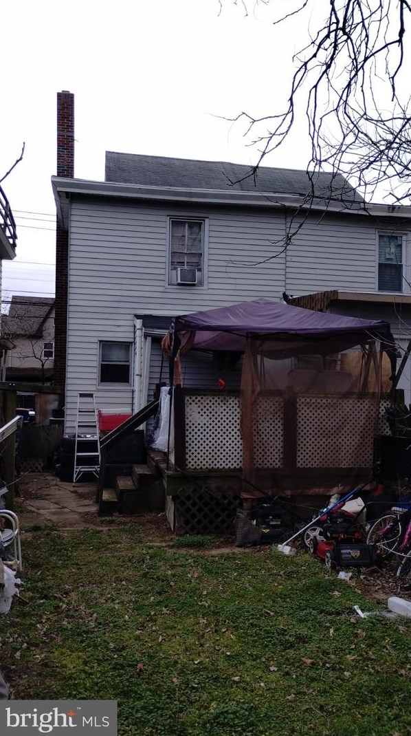 323 3rd St, Millville, NJ 08332-5305