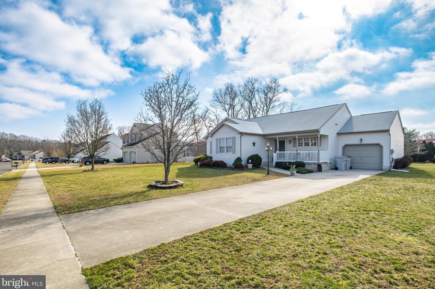 2409 Bella Rosa Ct, Vineland, NJ 08361-7420