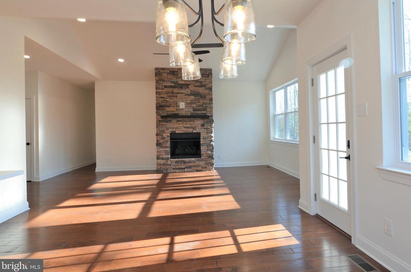 5010 Covered Bridge Rd, Millville NJ  08332 exterior