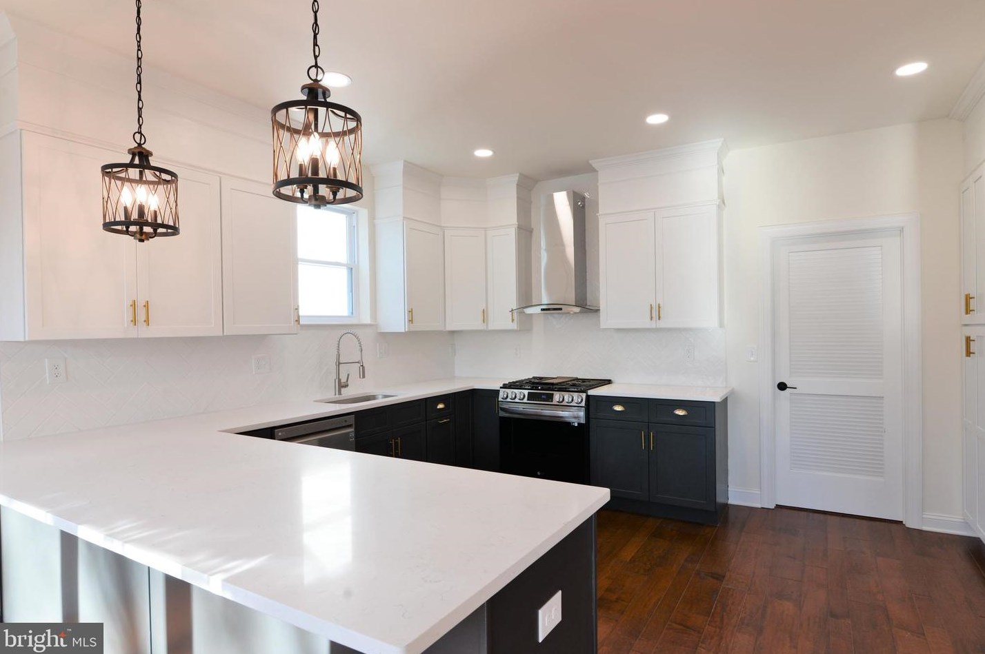 5010 Covered Bridge Rd, Millville NJ  08332 exterior