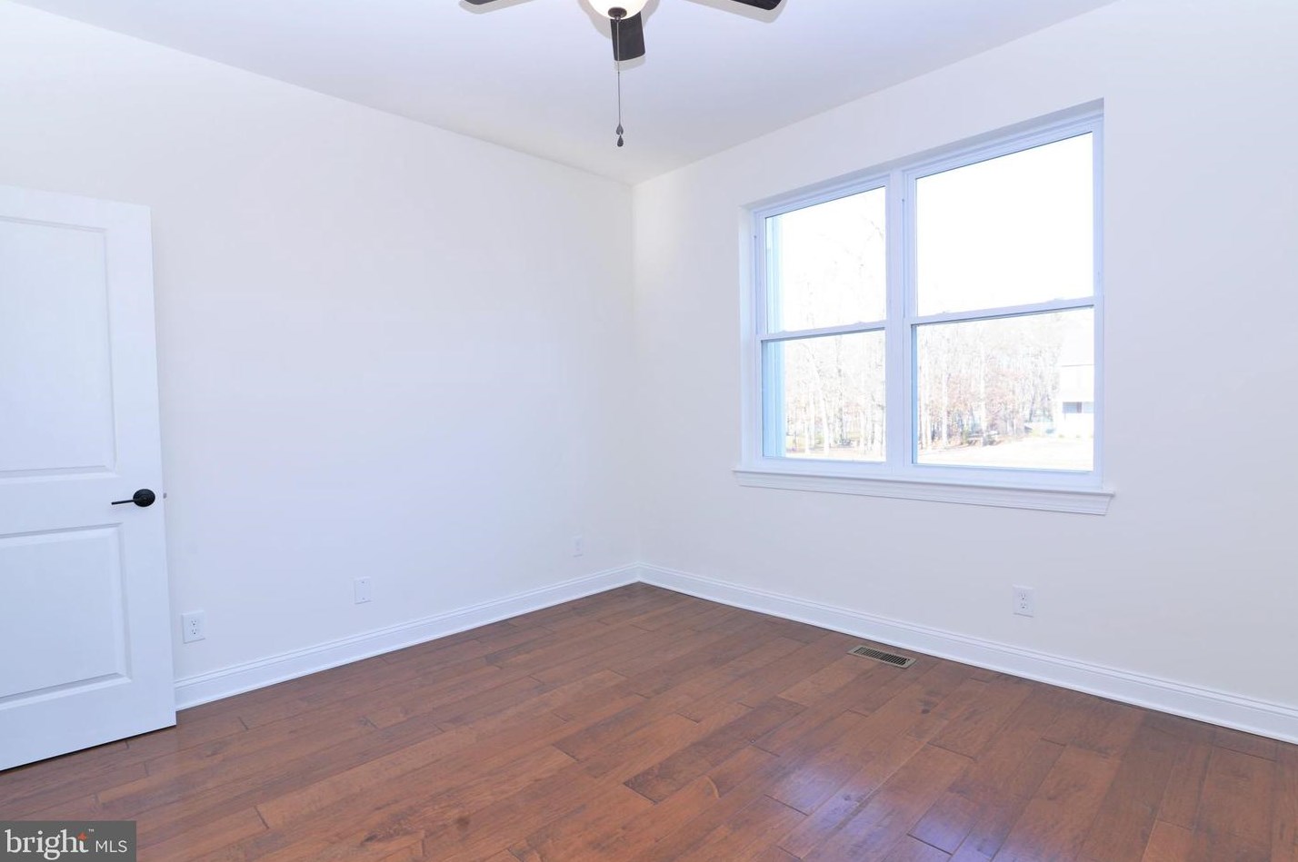 5010 Covered Bridge Rd, Millville NJ  08332 exterior