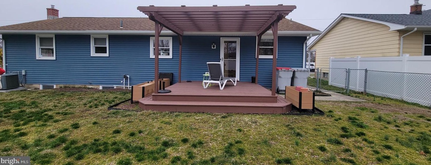 1299 Singer Ln, Vineland NJ  08361-6052 exterior