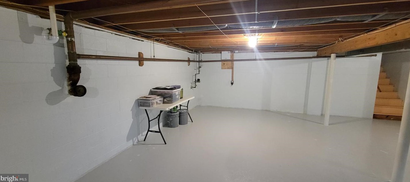 1299 Singer Ln, Vineland NJ  08361-6052 exterior