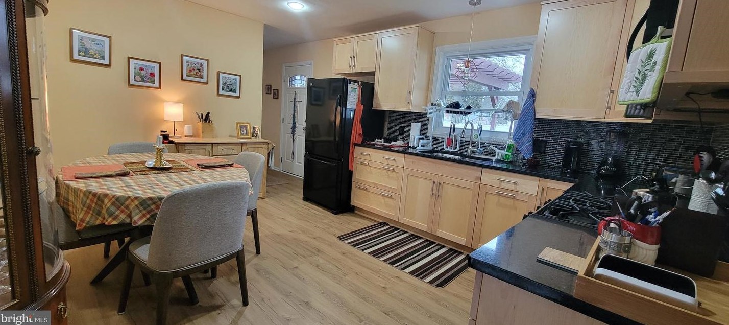 1299 Singer Ln, Vineland NJ  08361-6052 exterior