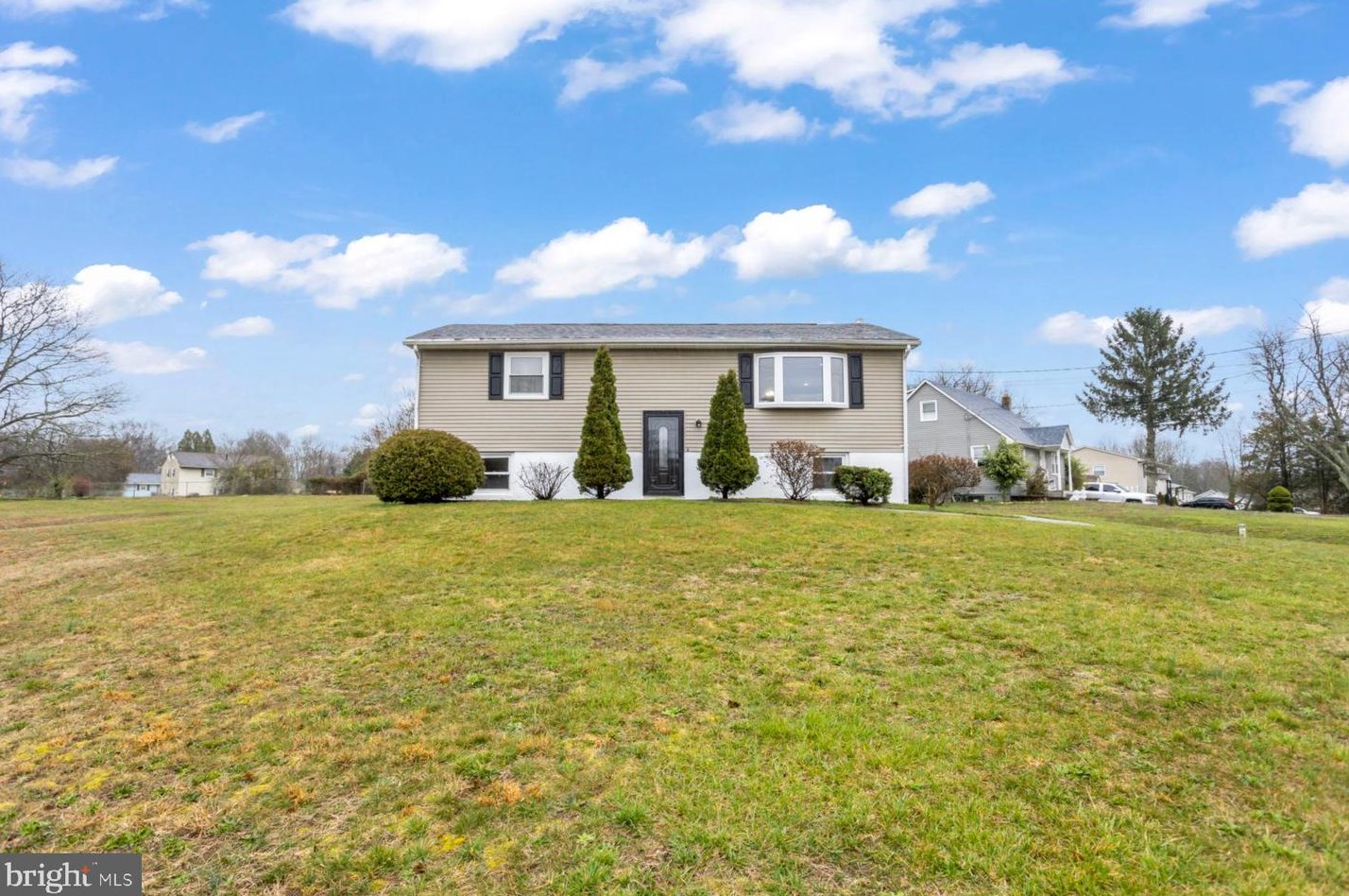 139 Reeves Rd, Stow Creek Twp, NJ 08302