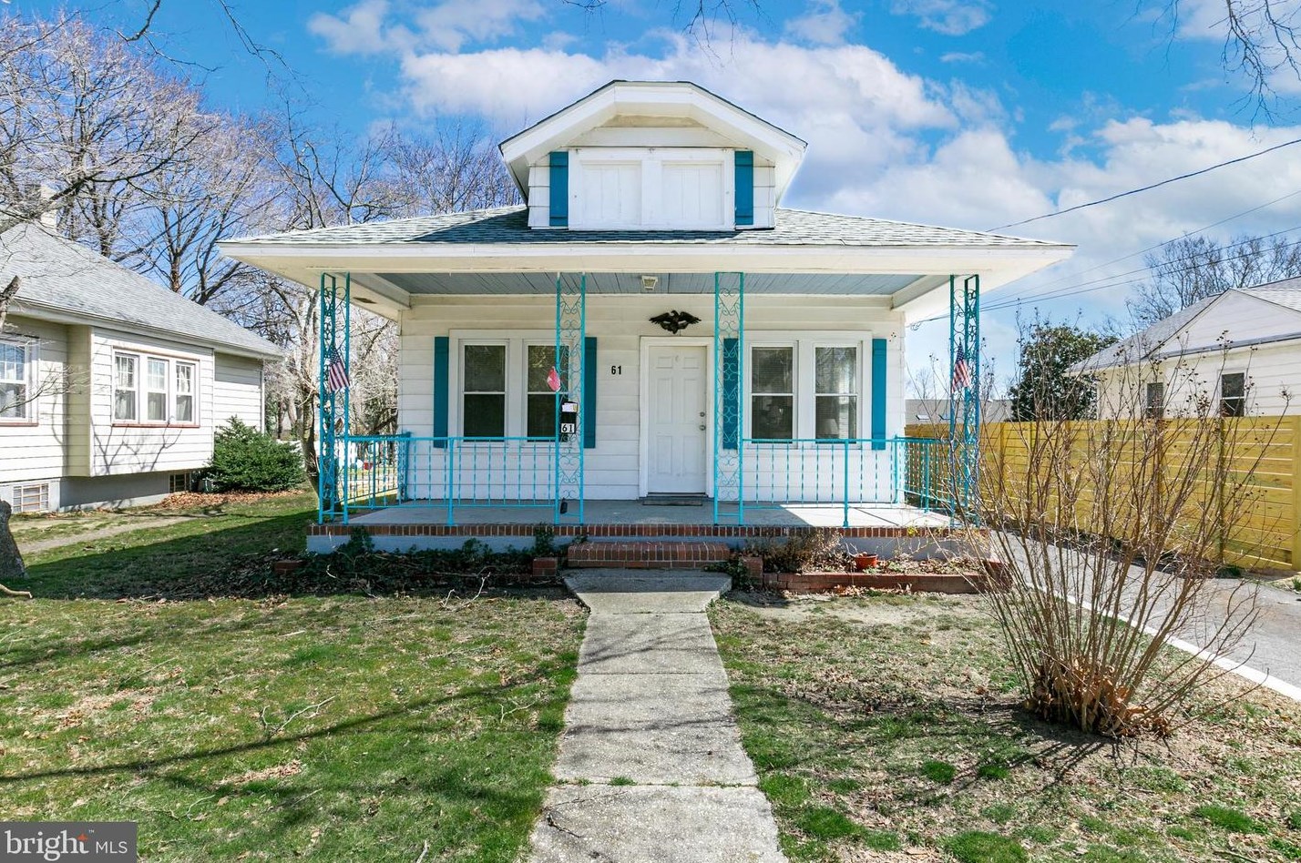 61 Evelyn Ave, Vineland, NJ 08360