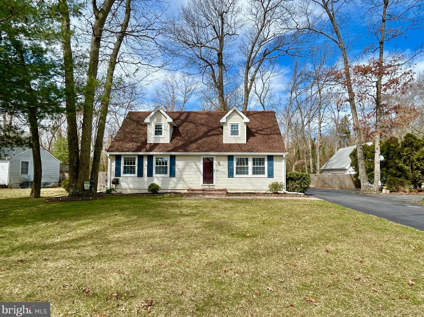 2690 Perna Ln, Vineland, NJ 08361-7575