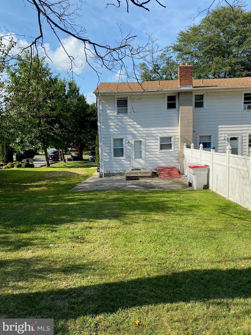2725 Maple Ave, Vineland, NJ 08361