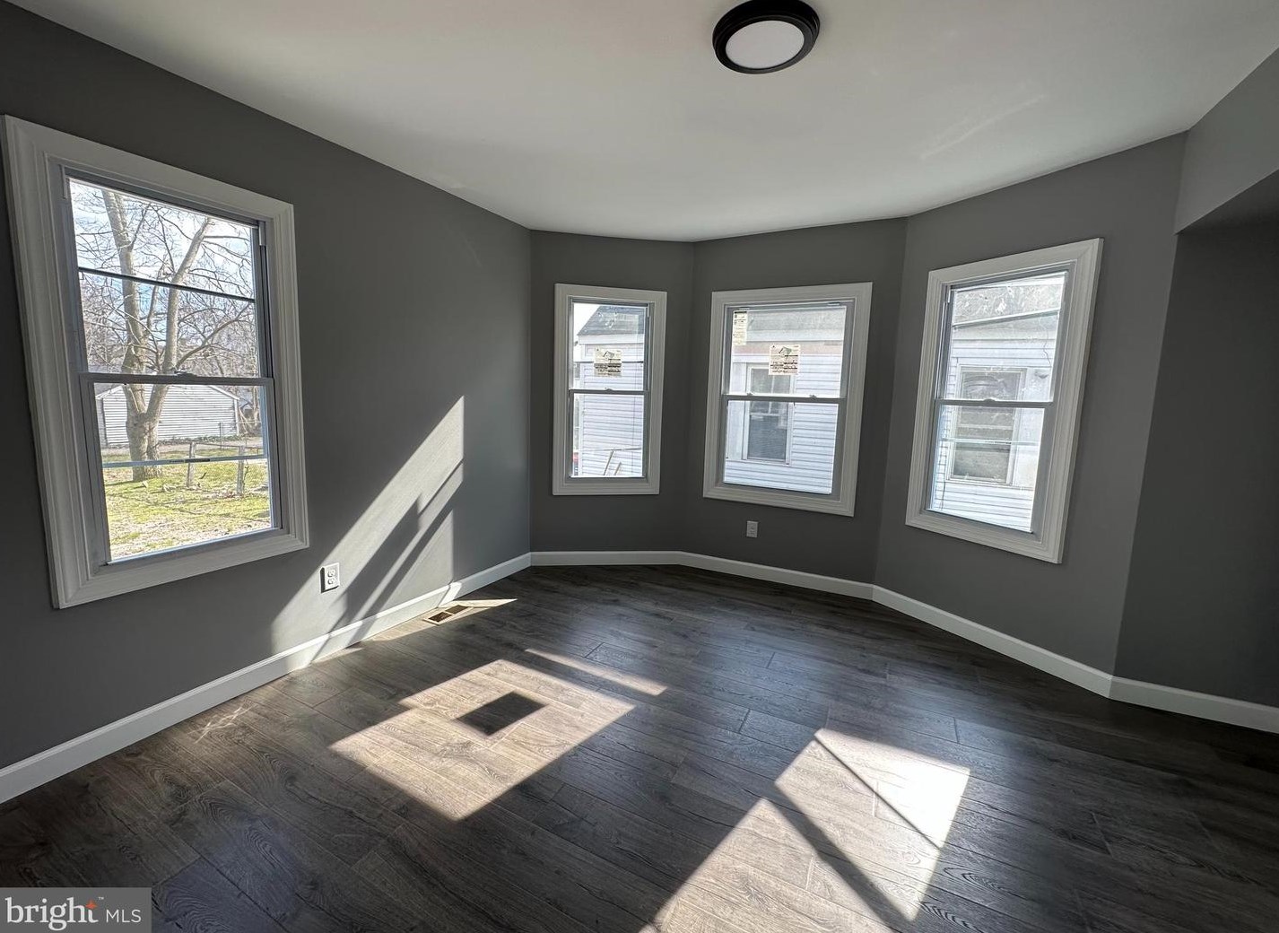 125 Foundry St, Millville NJ  08332-2805 exterior