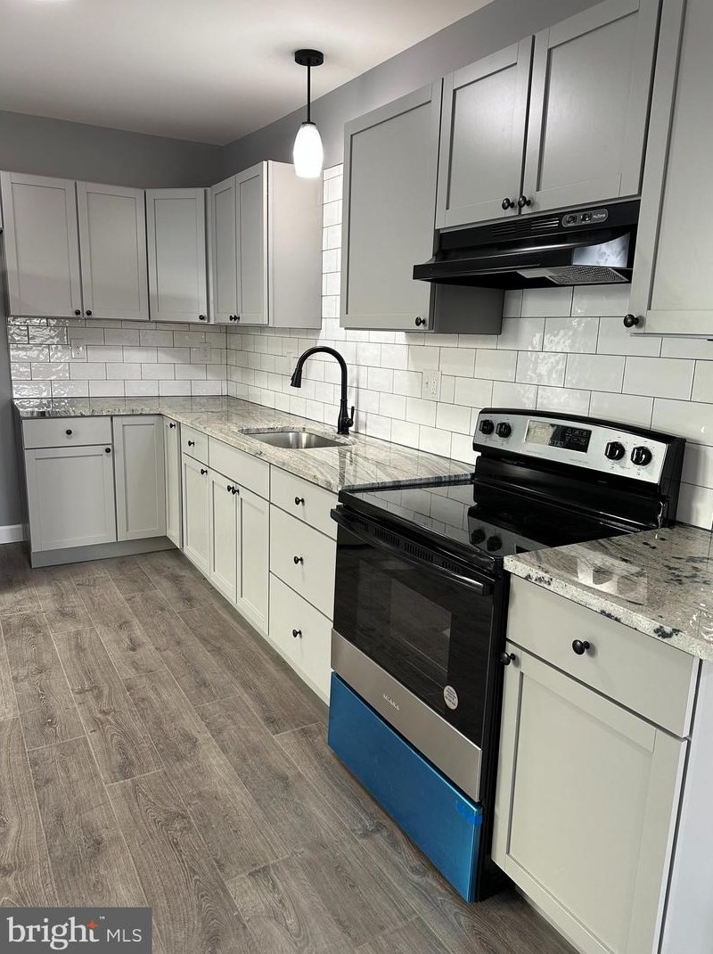 125 Foundry St, Millville NJ  08332-2805 exterior