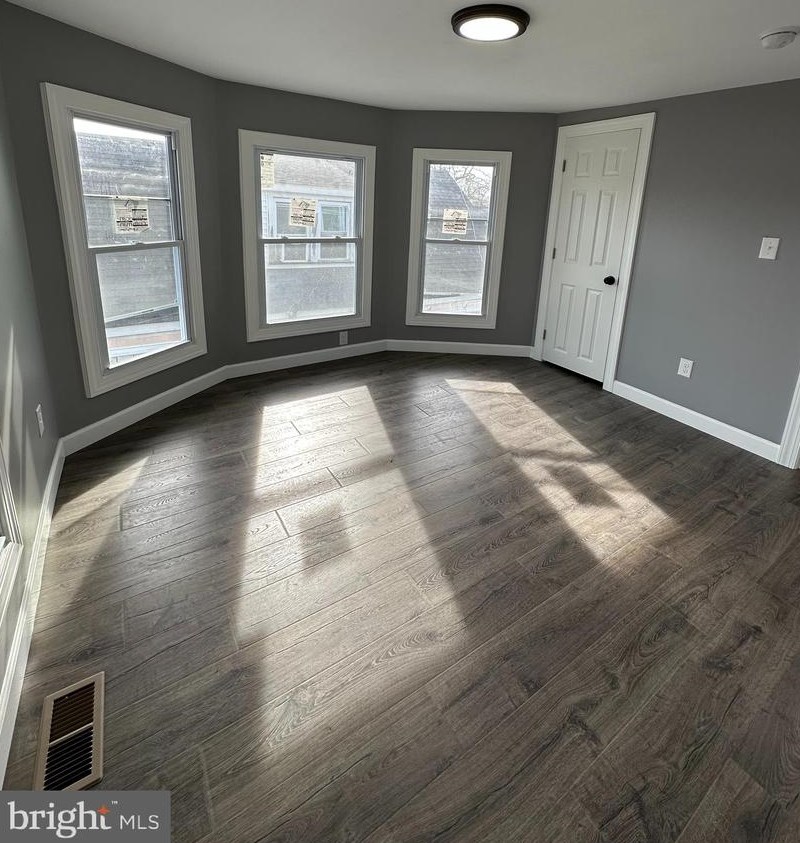 125 Foundry St, Millville NJ  08332-2805 exterior