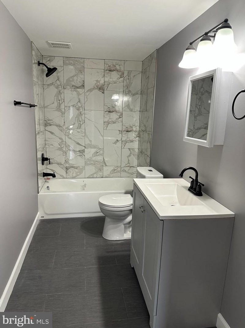 125 Foundry St, Millville NJ  08332-2805 exterior
