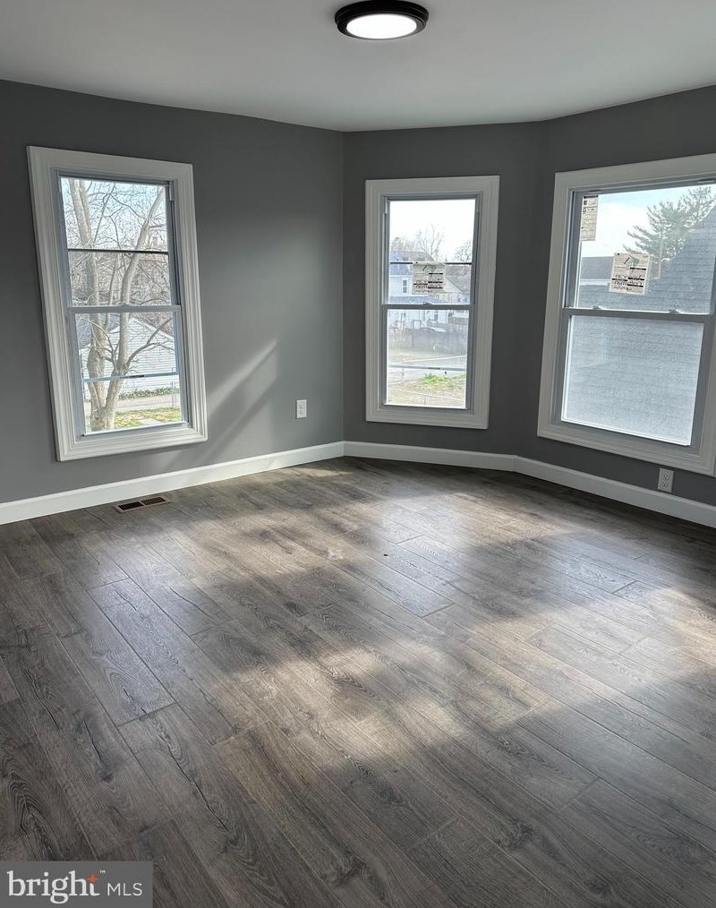 125 Foundry St, Millville NJ  08332-2805 exterior