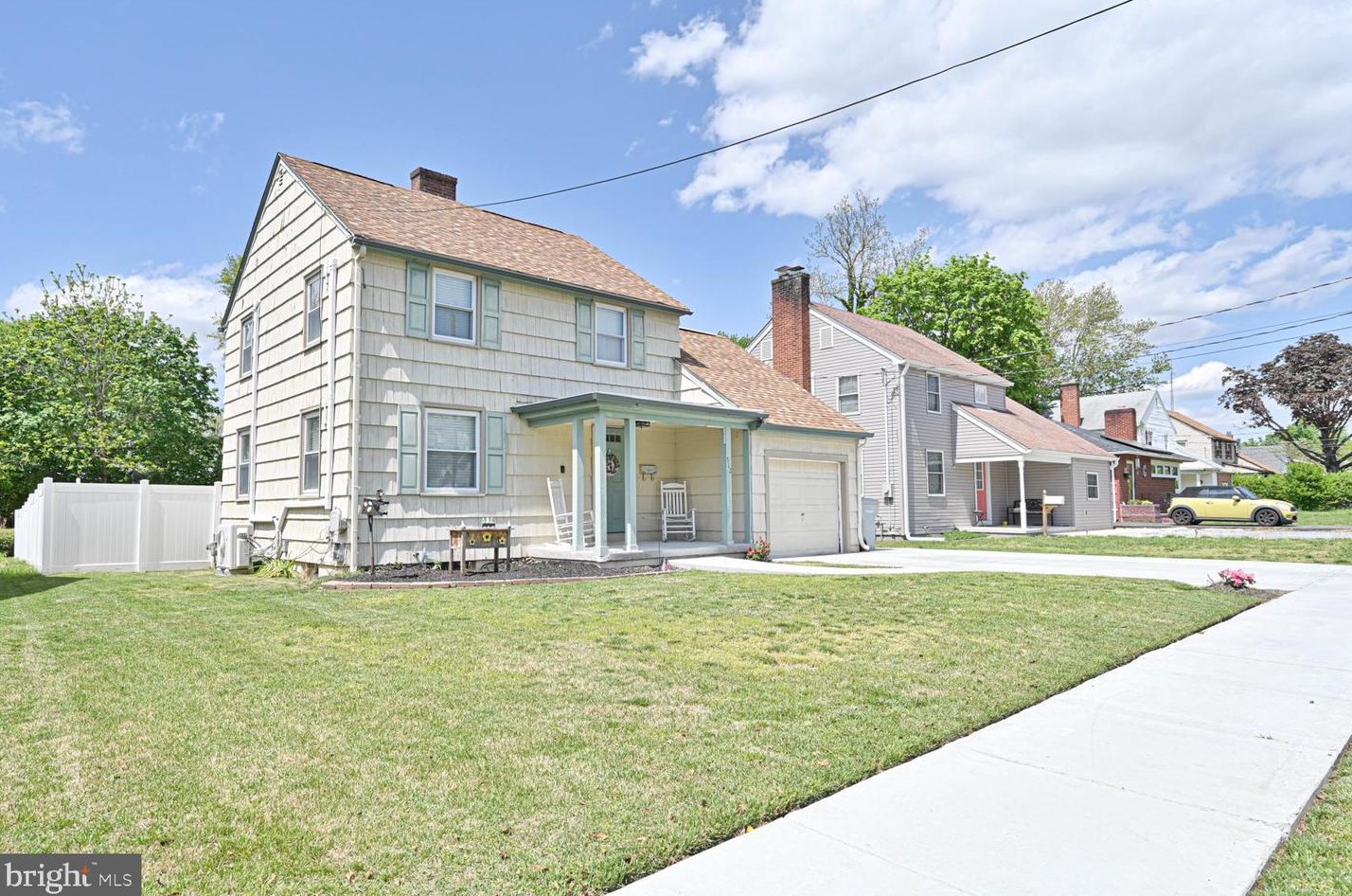 512 Grandview Ave, Vineland, NJ 08360-3321