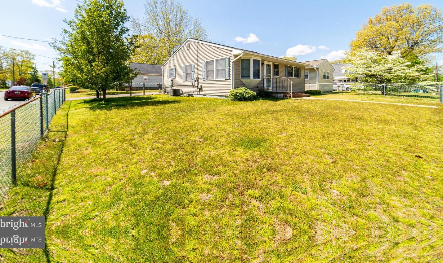 1209 Mulberry St, Millville, NJ 08332-3242