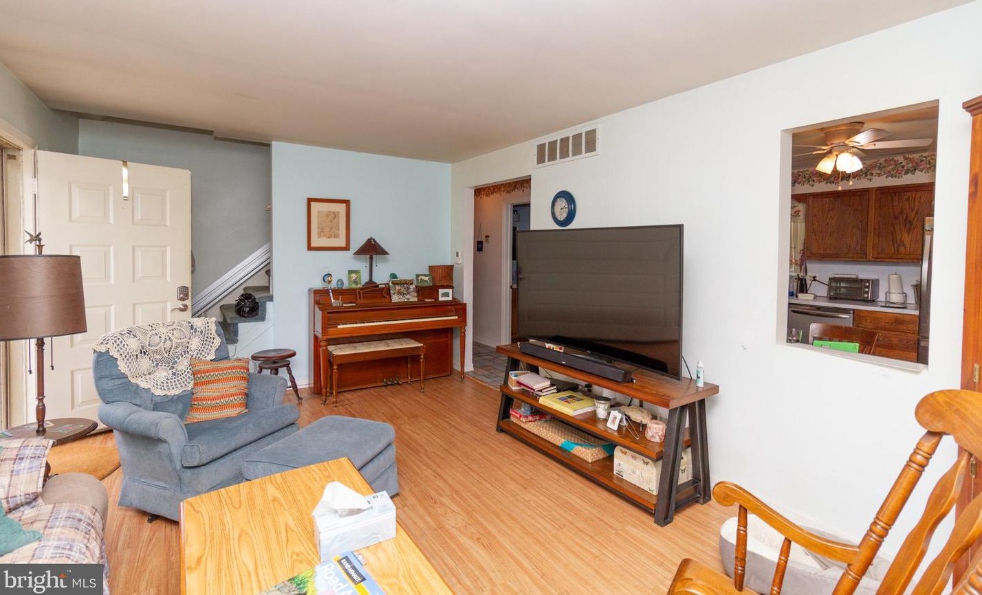 2157 Washington Ave, Vineland NJ  08361-8447 exterior