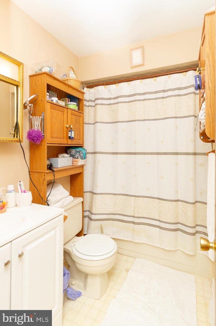 2157 Washington Ave, Vineland NJ  08361-8447 exterior