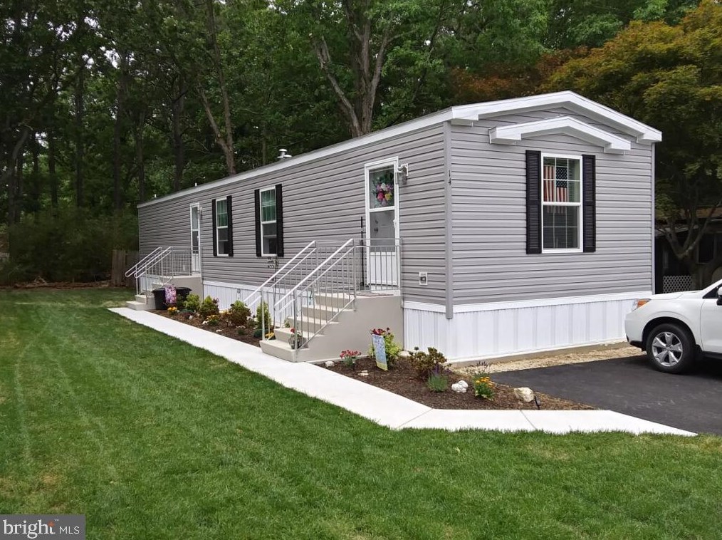 2110 Mays Landing Rd #14, Millville, NJ 08332