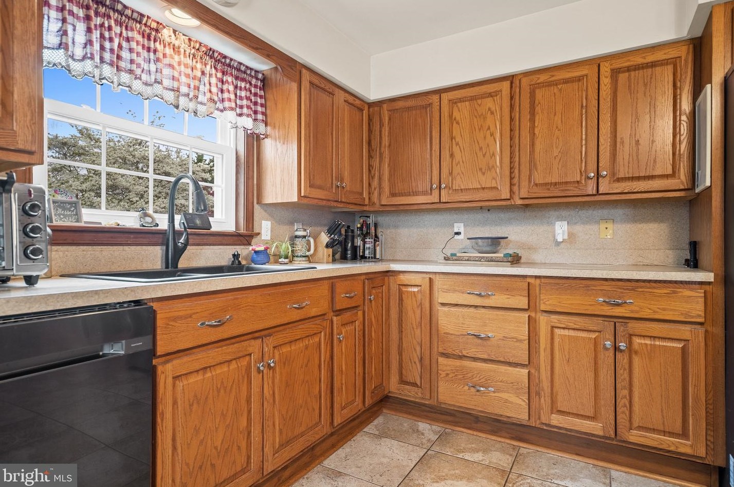 1739 Garden Rd, Vineland NJ  08360-1529 exterior