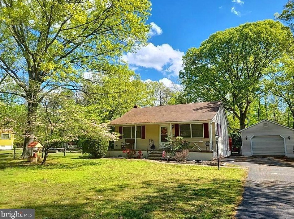 16 Fortune Ln, Millville, NJ 08332