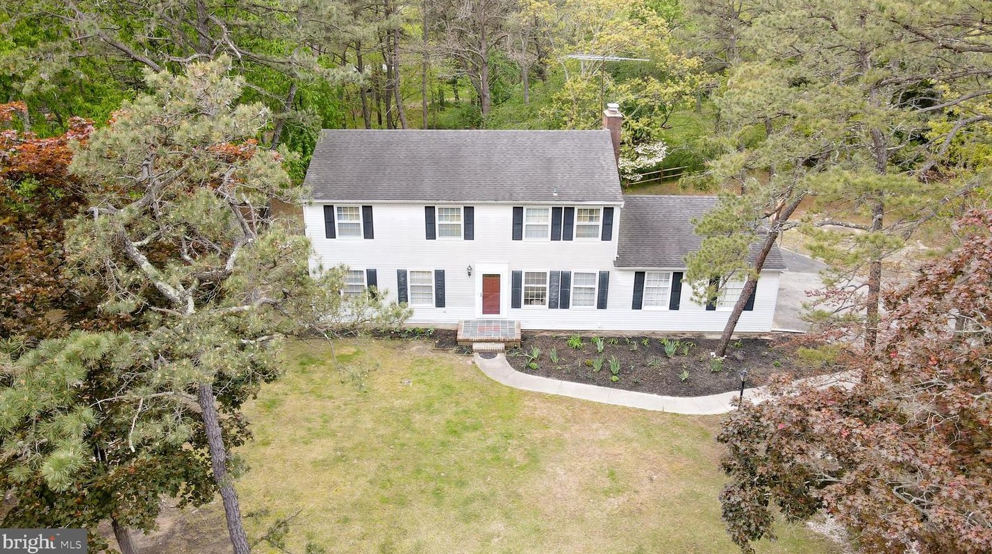 611 Glenside Rd, Millville, NJ 08332-2305