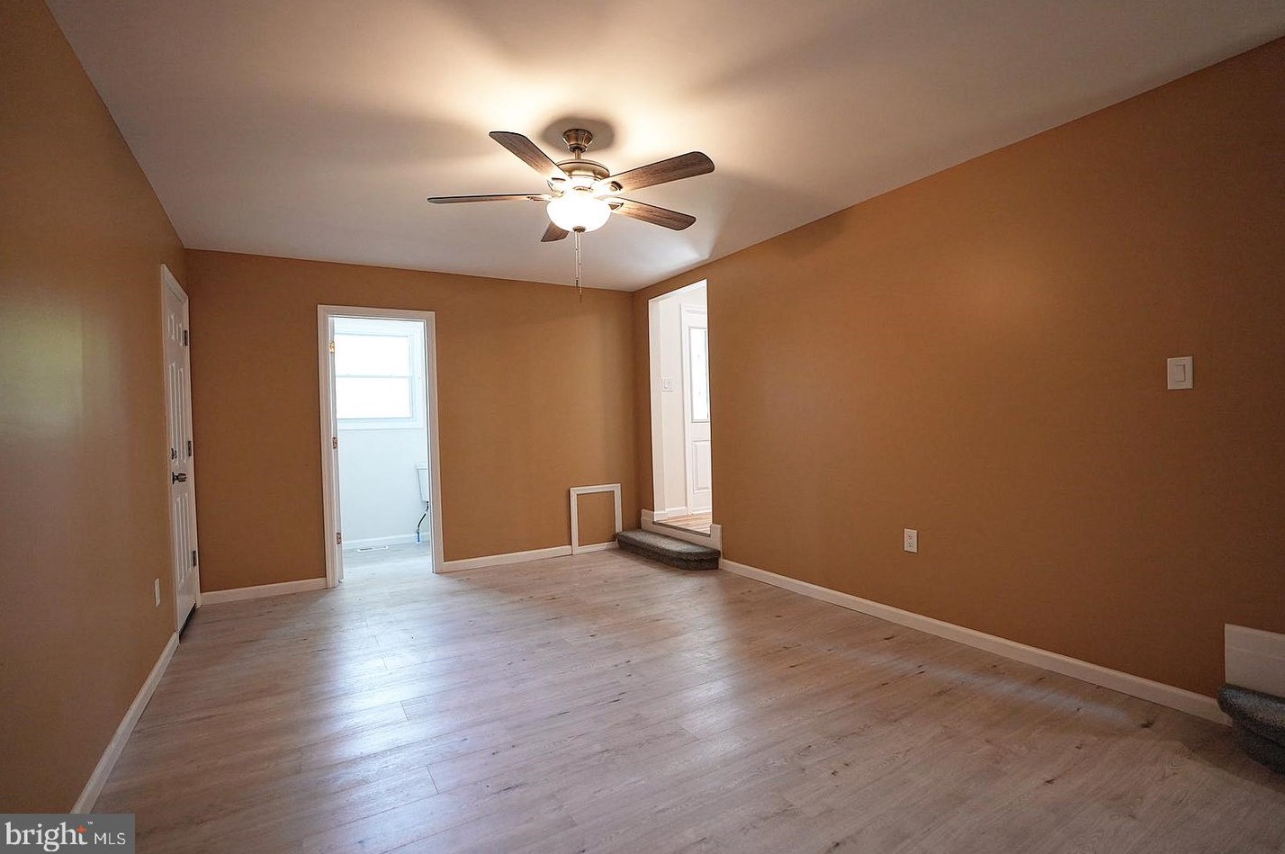 1308 Cedarbrook Ave, Millville NJ  08332-4701 exterior