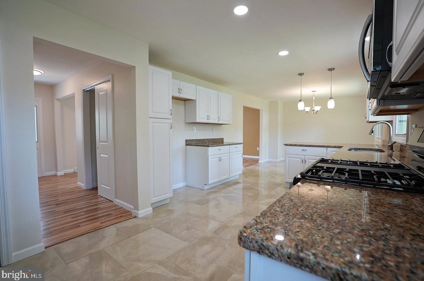 1308 Cedarbrook Ave, Millville NJ  08332-4701 exterior