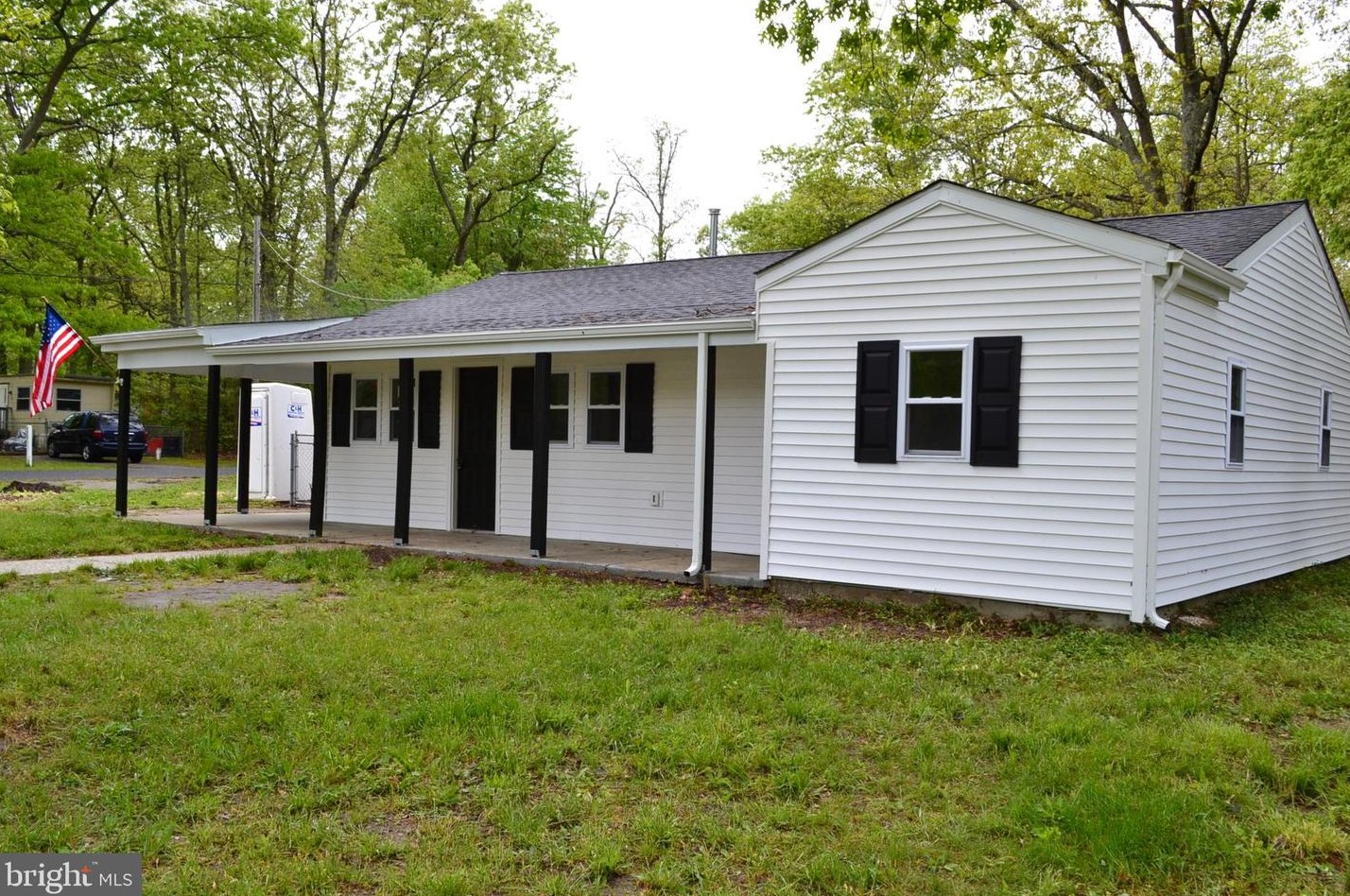 255 Palm Rd, Millville, NJ 08332-5533