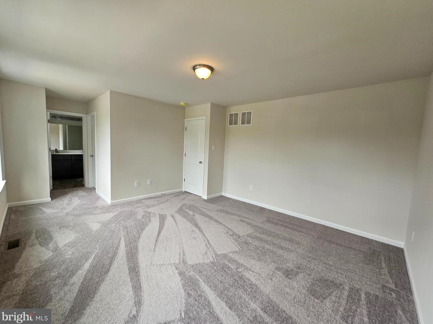 34 Noble St, Millville NJ  08332-4229 exterior