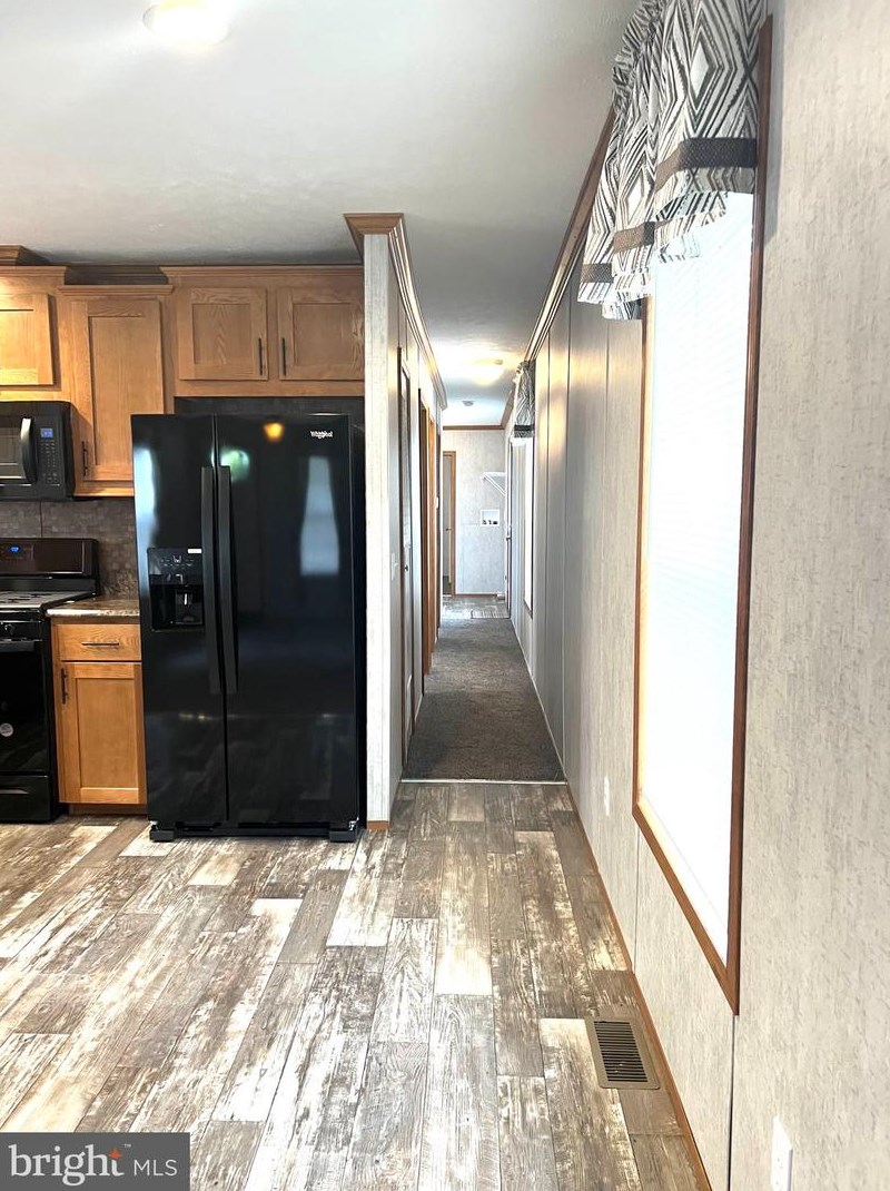 16 Jfk Blvd, Millville NJ  08332-4409 exterior