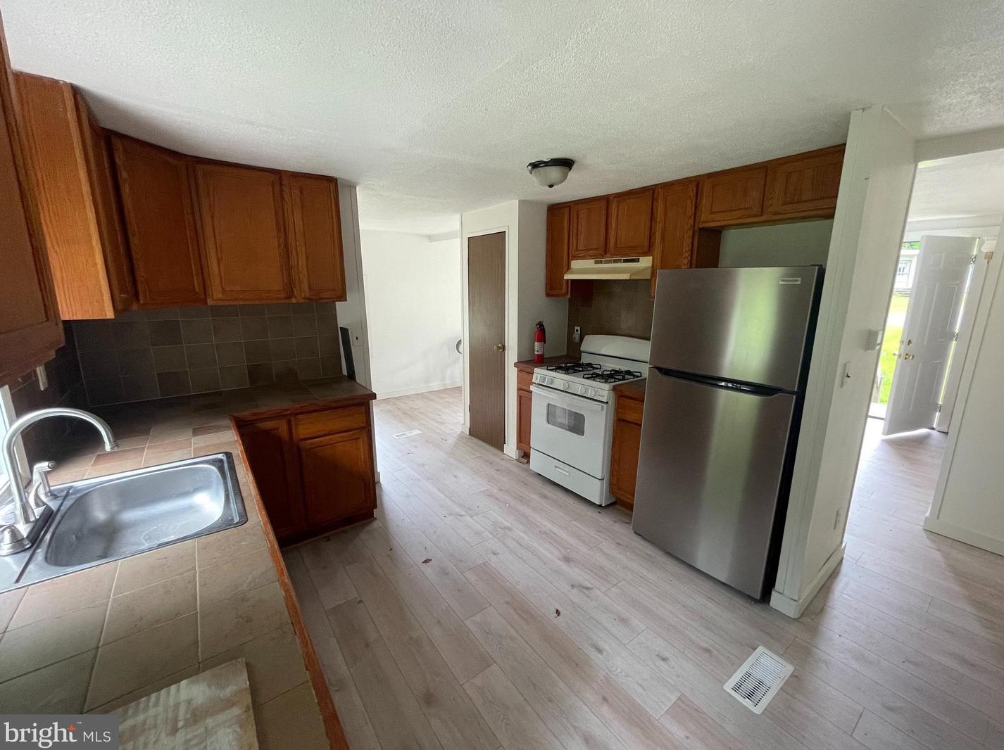 86 Fairton Millville Rd, Stow Creek Twp, NJ 08302