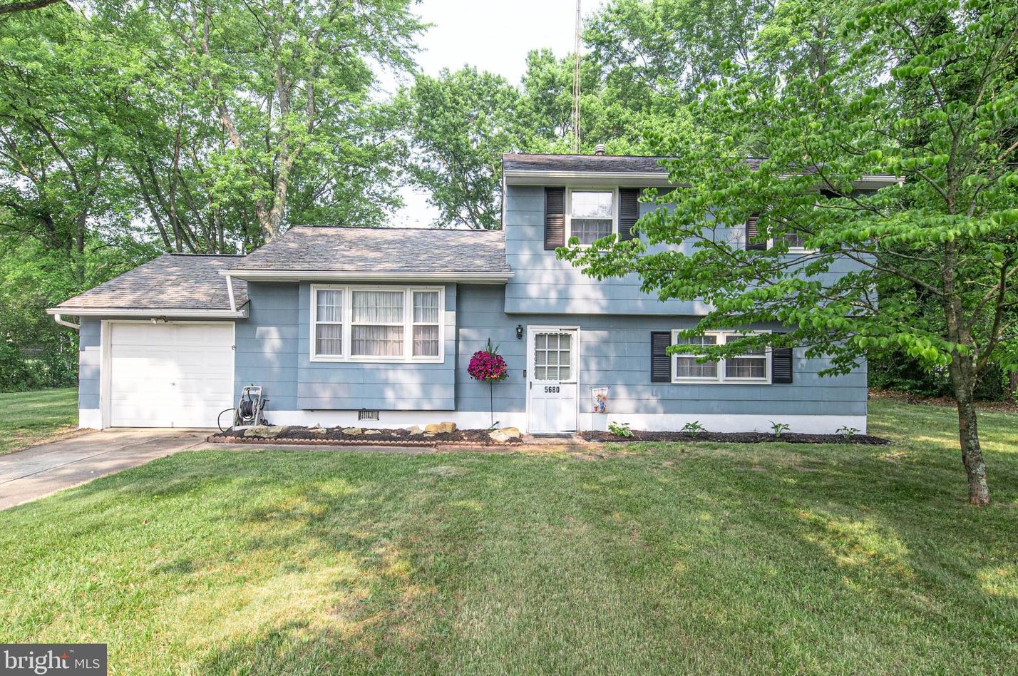 5680 Snyder Ave, Millville, NJ 08332-1745
