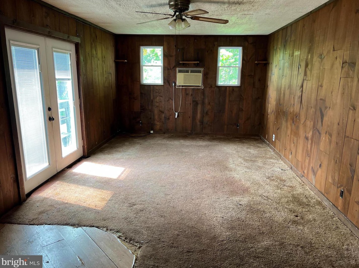 1171 New Pear St, Vineland NJ  08360-4218 exterior