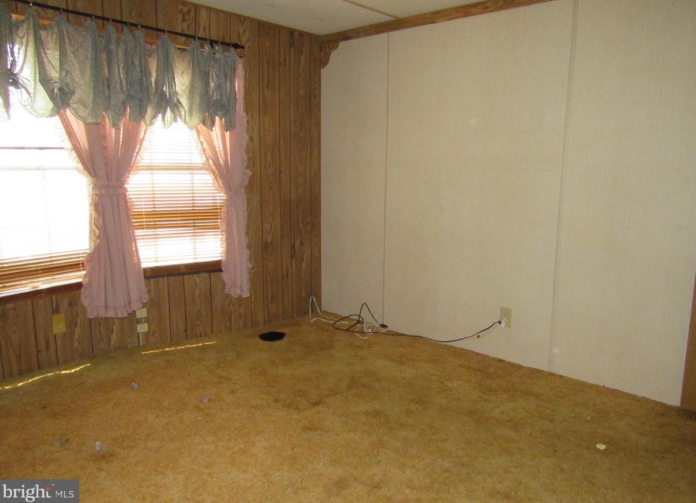 54 Jfk Blvd, Millville NJ  08332-4411 exterior