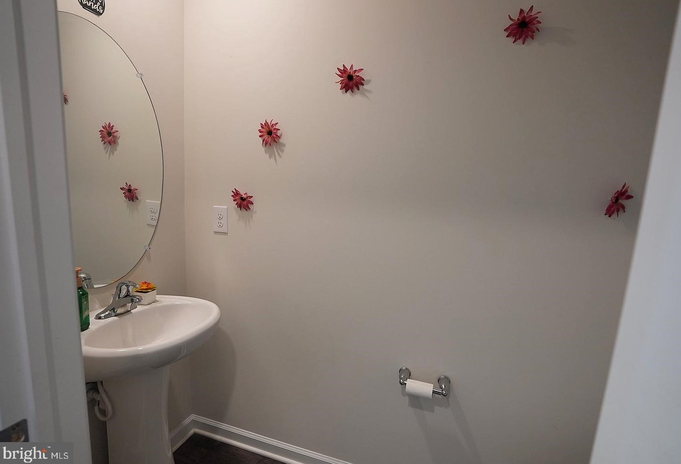905 Macarthur Dr, Stow Creek Twp NJ  08302-4255 exterior