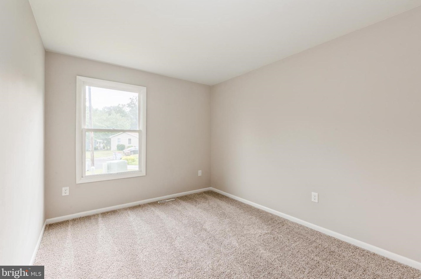 1388 Venus Dr, Vineland NJ  08360-2661 exterior