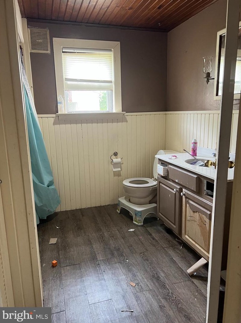 417 Manor Ave, Millville, NJ 08332