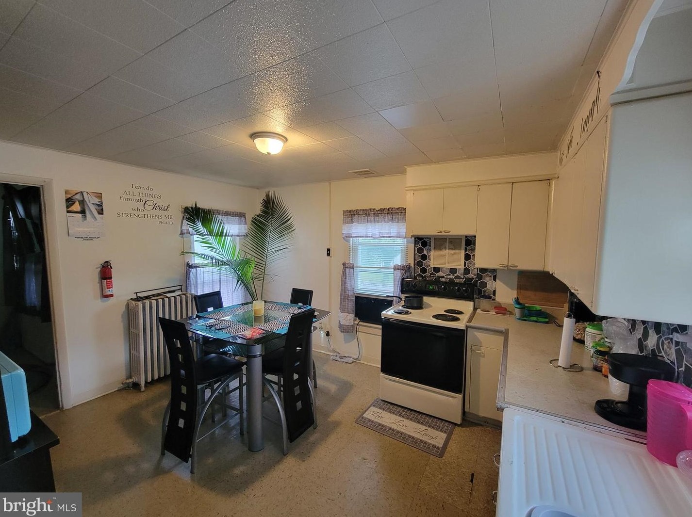 409 Elmer St, Vineland NJ 08360-4537 exterior