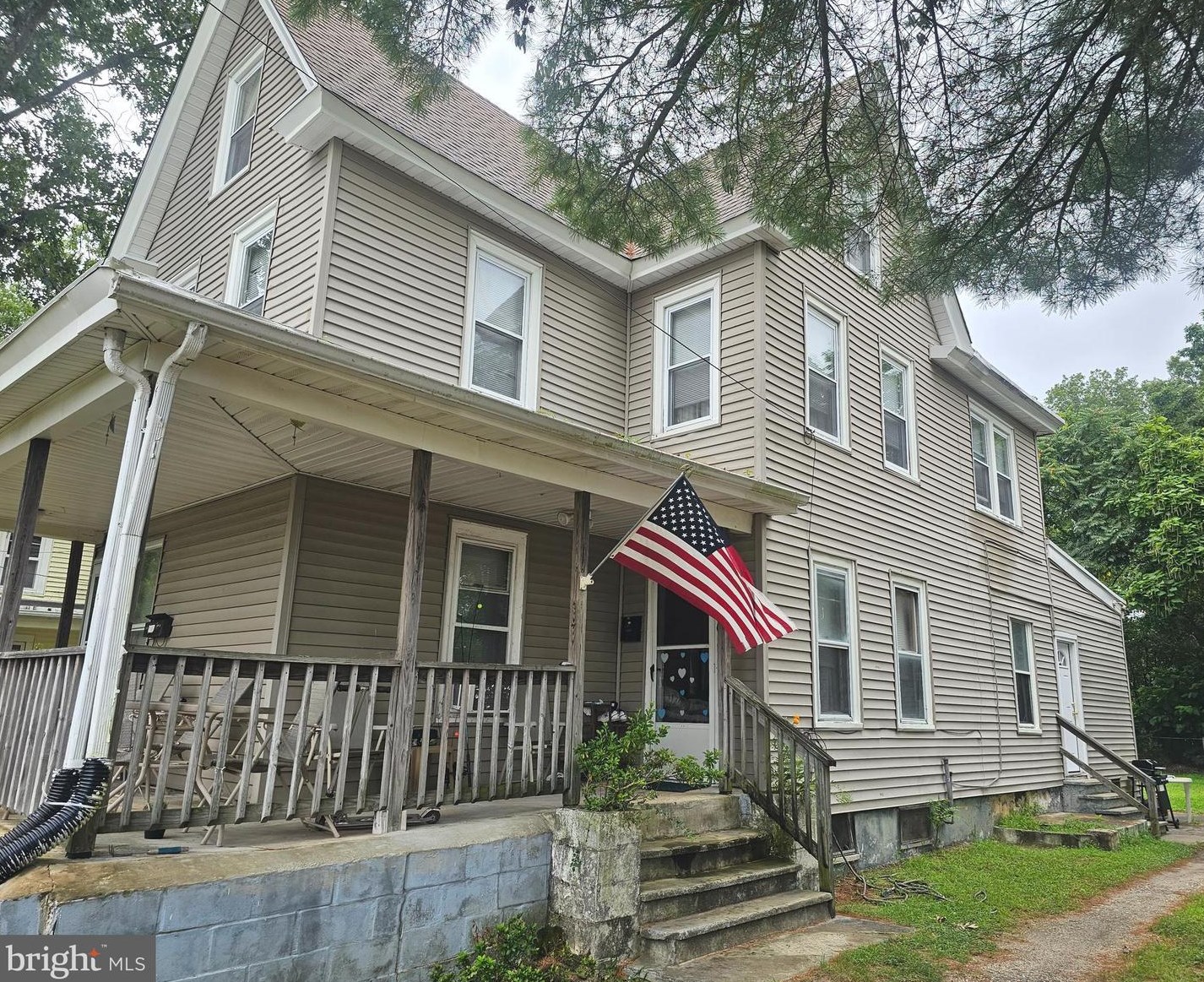 1320 Canal St, Millville, NJ 08332-2416