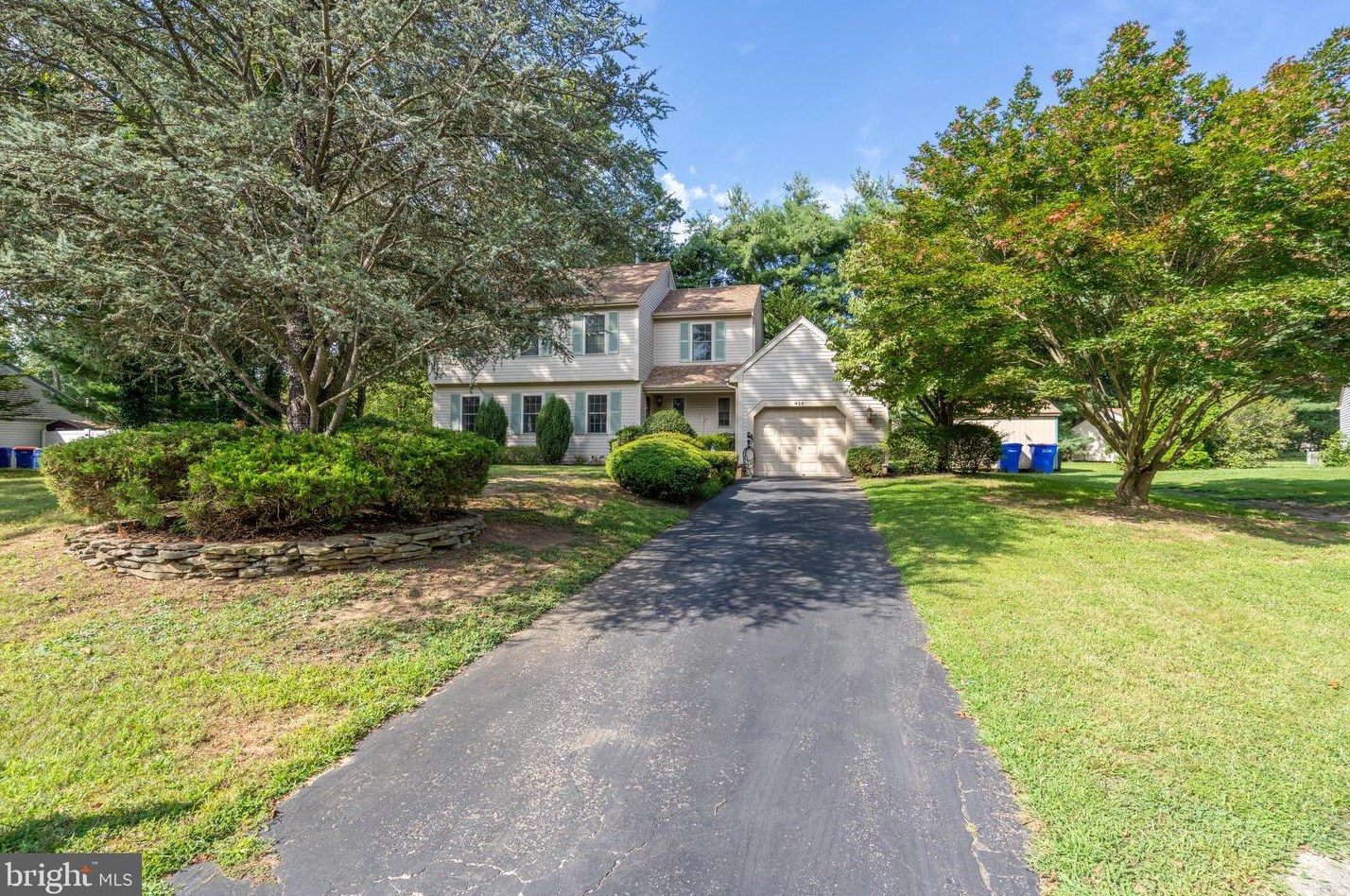 414 Debbie Ln, Millville, NJ 08332-4750