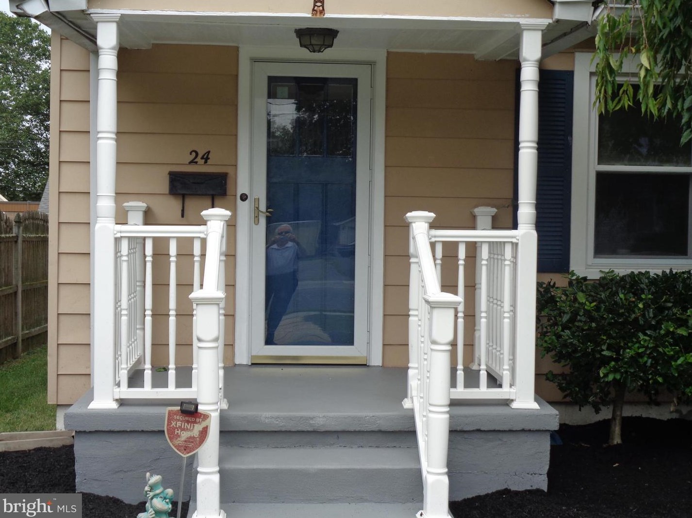 24 Elmwood Ave, Vineland, NJ 08360