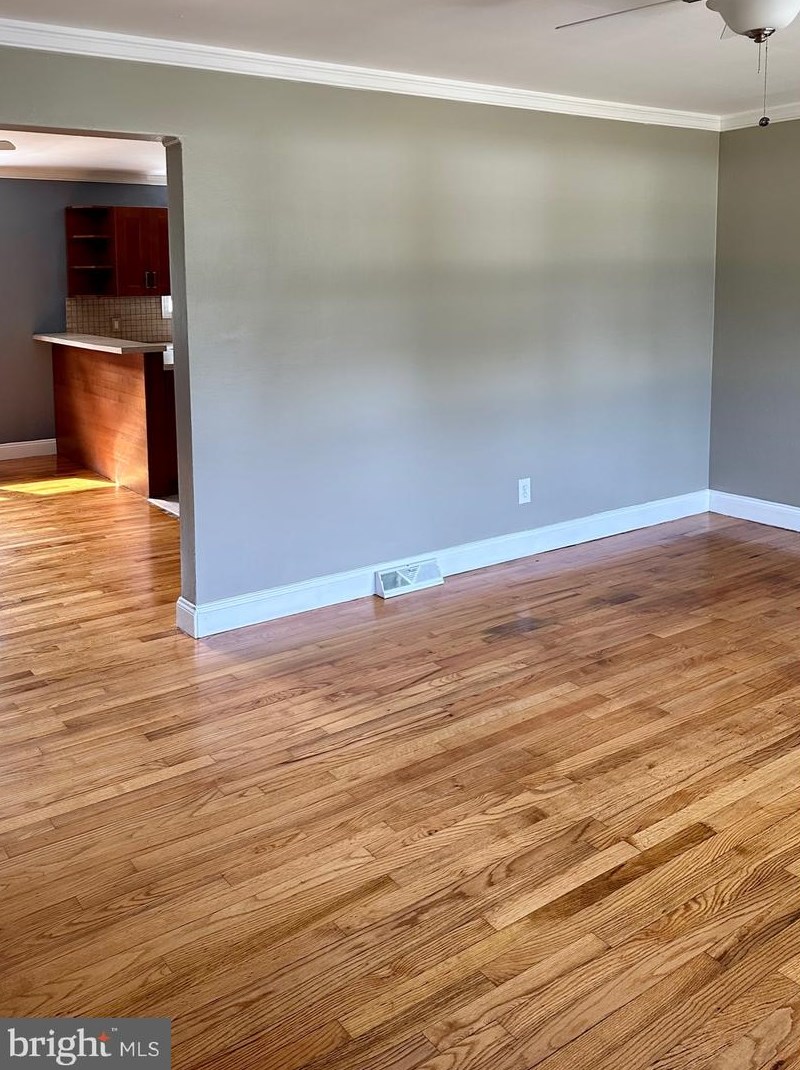 1288 Iris Ave, Vineland, NJ 08361