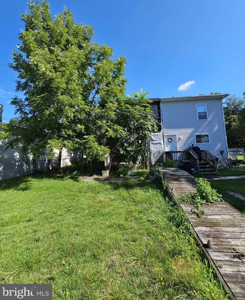 327 Main St, Millville, NJ 08332-4319